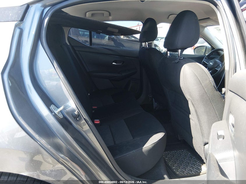 2022 NISSAN SENTRA auction photo 8