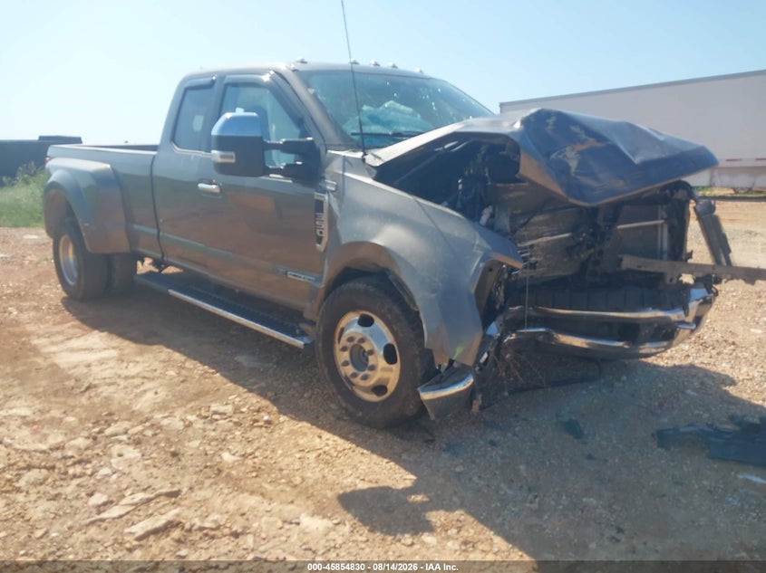 2022 FORD F-350 LARIAT