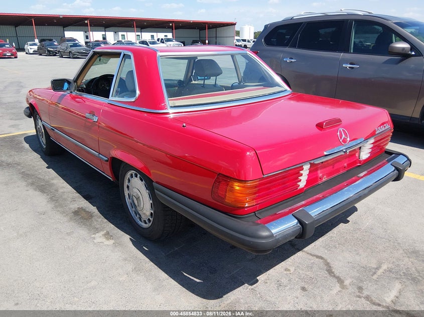 1989 MERCEDES-BENZ 560 auction photo 3