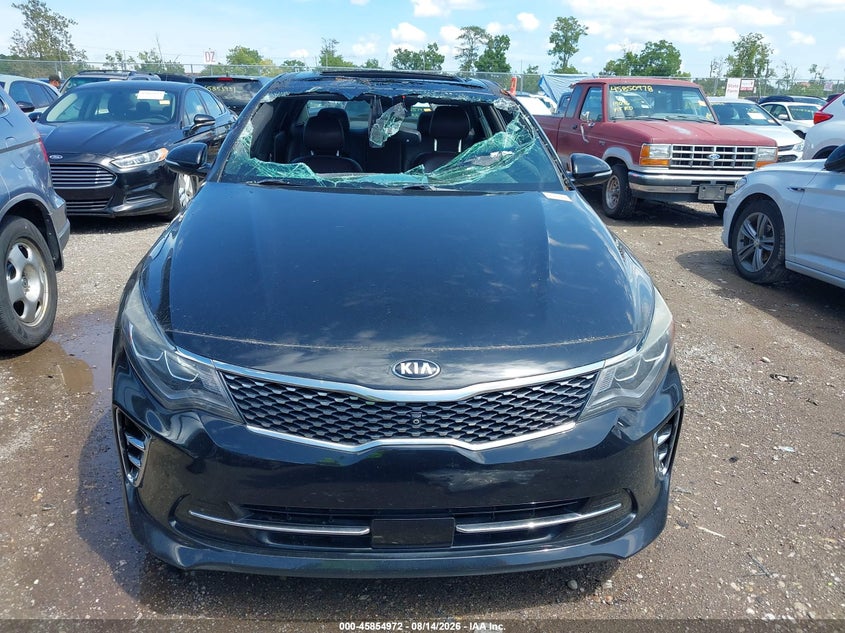 2017 KIA OPTIMA SXL TURBO · Photo 11