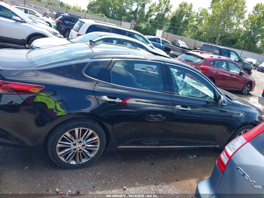 2017 KIA OPTIMA SXL TURBO · Photo 12