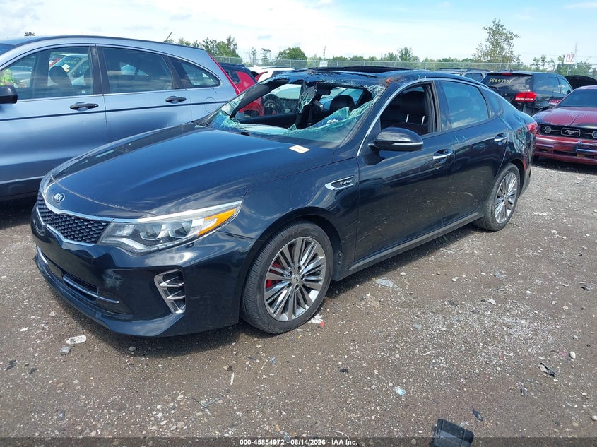 2017 KIA OPTIMA SXL TURBO · Photo 2