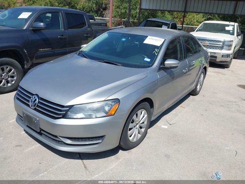 2014 VOLKSWAGEN PASSAT auction photo 2