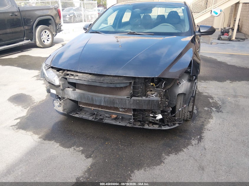 2021 HYUNDAI ELANTRA auction photo 6