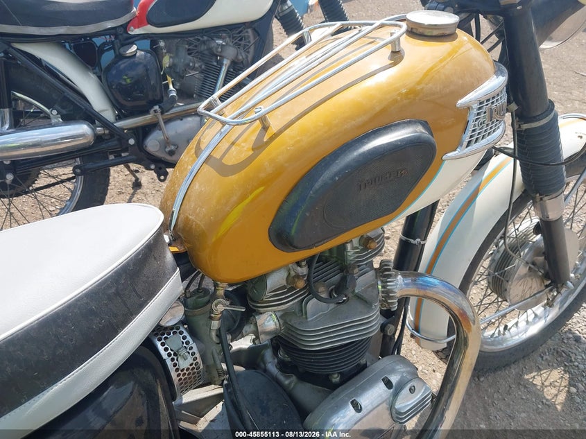 1965 TRIUMPH MOTORCYCLE auction photo 8