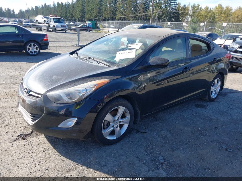 2013 Hyundai Elantra Gls, Left Side, IAAI, VIN 5NPDH4AEXDH184982 — photo 2