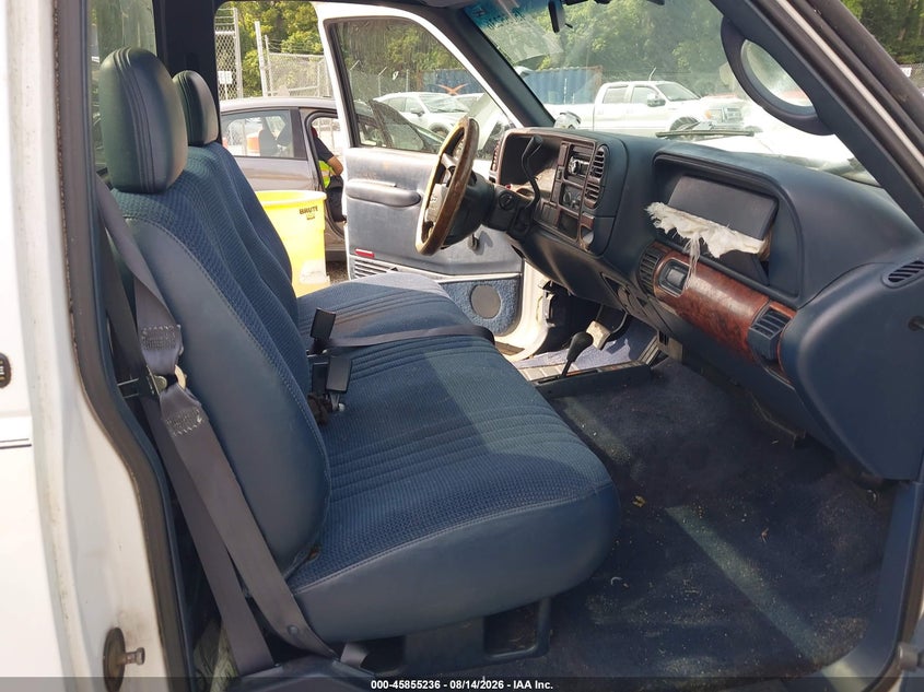 1997 CHEVROLET K1500 auction photo 5