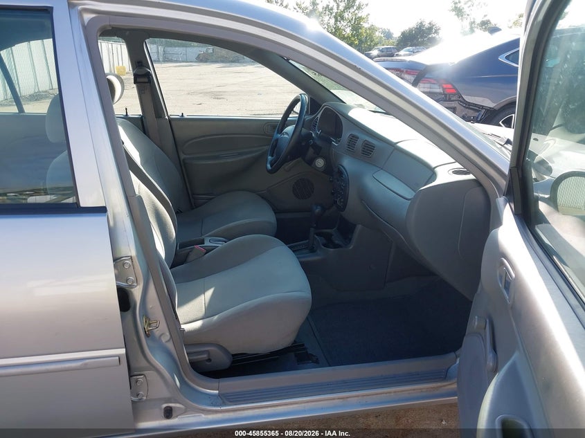 2002 Ford Escort, Normal Wear & Tear, IAAI, VIN 3FAFP13P62R193333 — photo 2