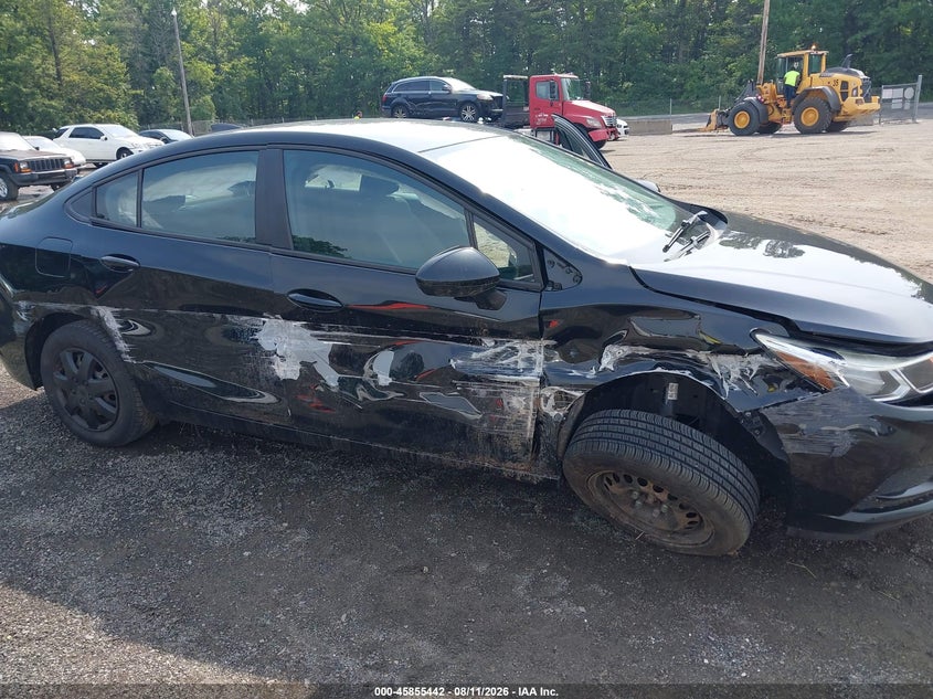 CHEVROLET CRUZE 2018 VIN 1G1BC5SM6J7111036