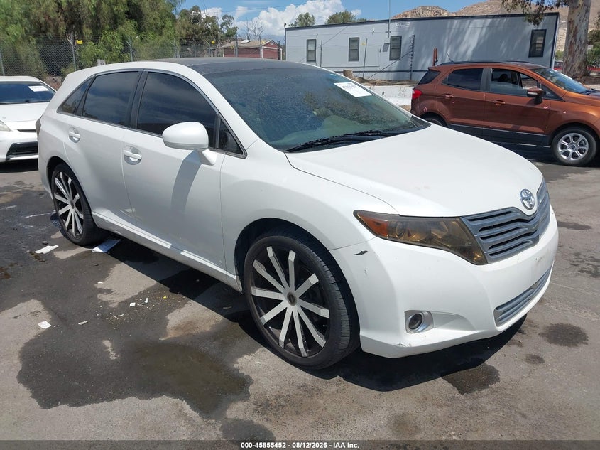2011 TOYOTA VENZA auction photo 1