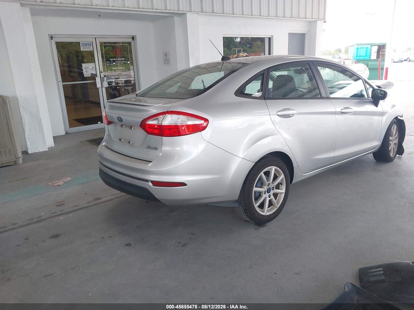 2015 FORD FIESTA auction photo 4