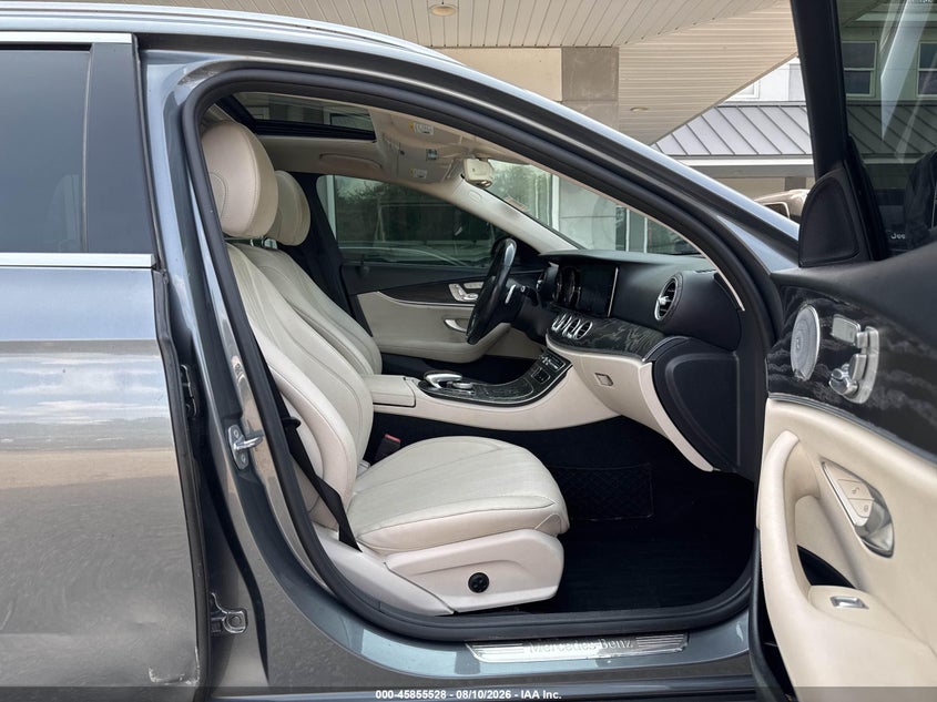 2017 MERCEDES-BENZ E 400 auction photo 5