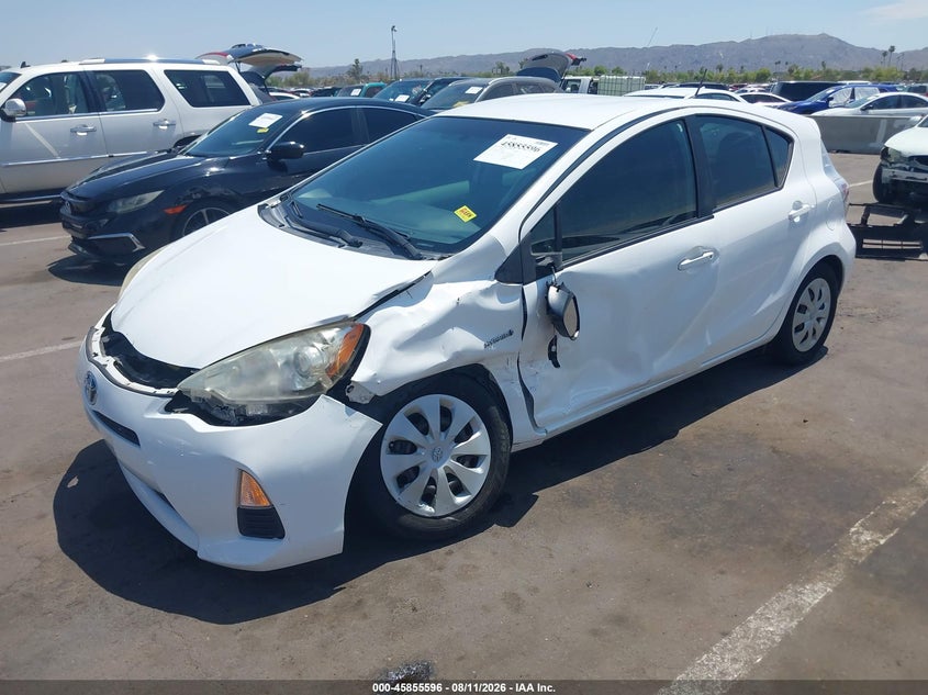 2013 TOYOTA PRIUS C auction photo 6