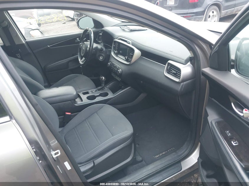 2018 KIA SORENTO auction photo 5