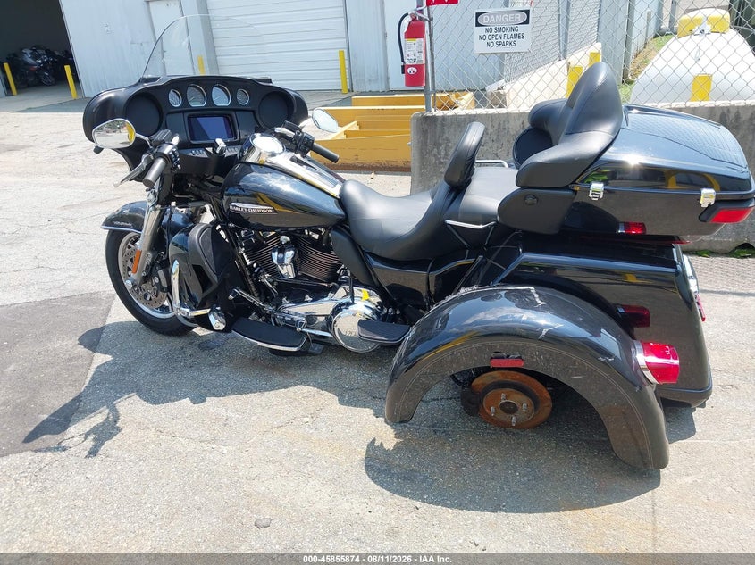 HARLEY-DAVIDSON FLHTCUTG 2020