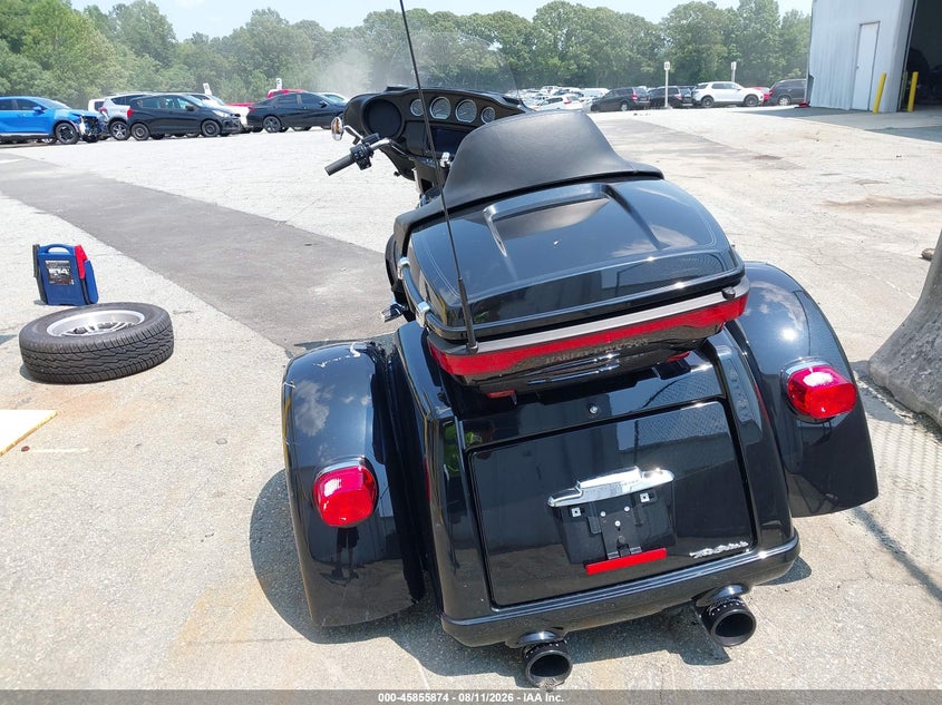 2020 HARLEY-DAVIDSON FLHTCUTG auction photo 6