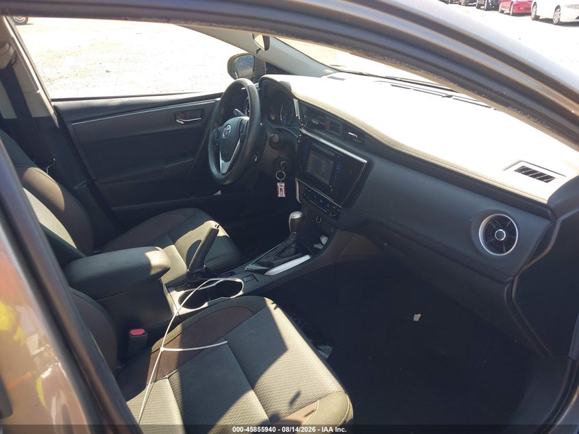 2018 TOYOTA COROLLA auction photo 5