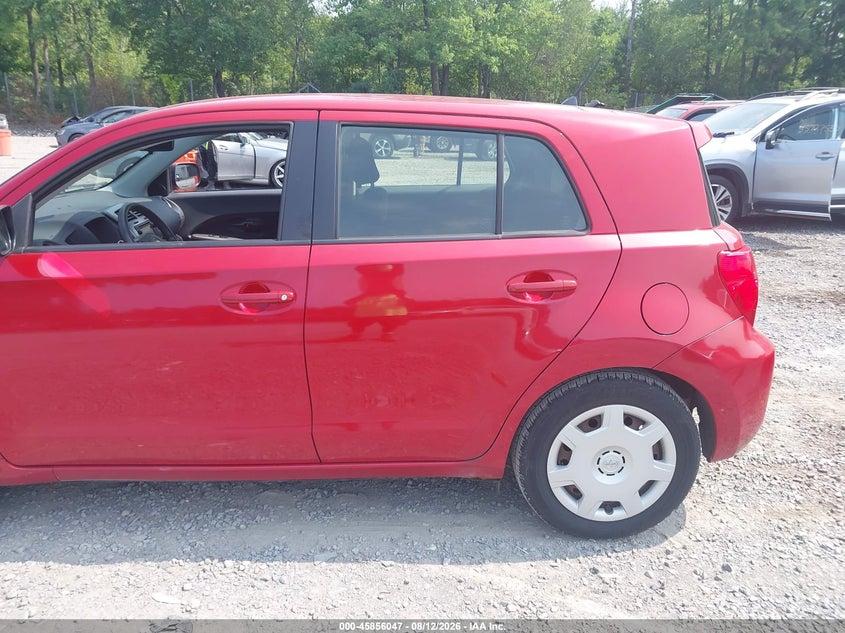 2013 SCION XD auction photo 6