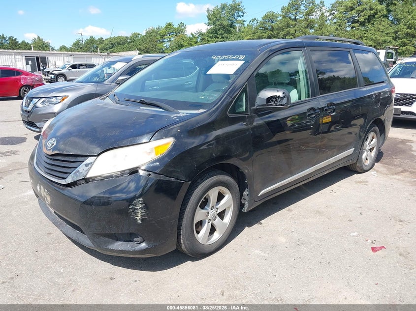 2012 Toyota Sienna, Затоплення, IAAI, VIN 5TDKK3DC5CS206585 — фото 2