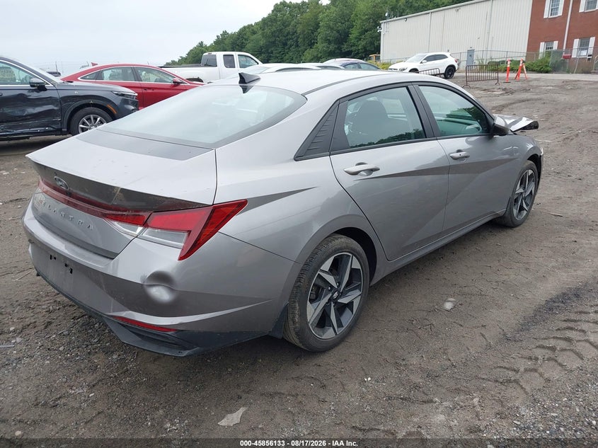 2023 HYUNDAI ELANTRA auction photo 4