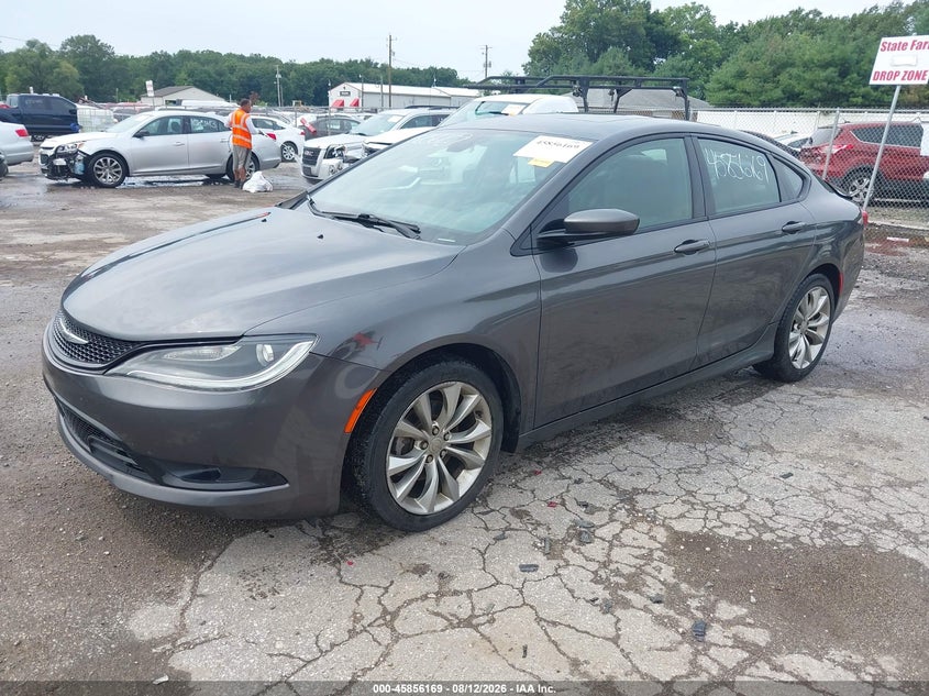 2015 Chrysler 200, Правий зад, IAAI, VIN 1C3CCCBB3FN500352 — фото 2