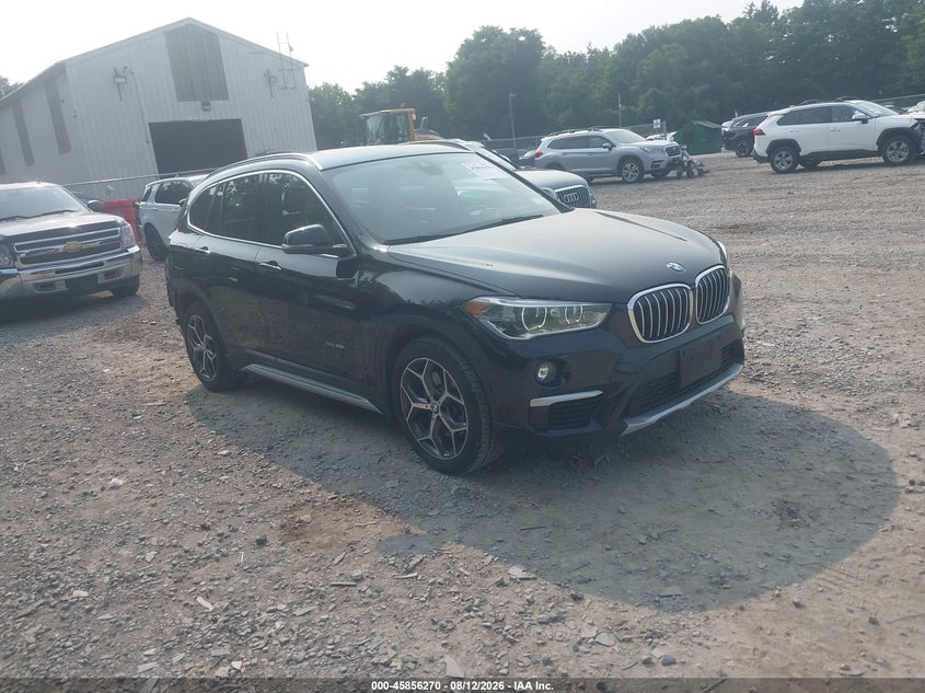 2017 BMW X1 auction photo 1