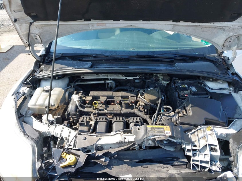 FORD FOCUS 2014 VIN 1FADP3E26EL127615