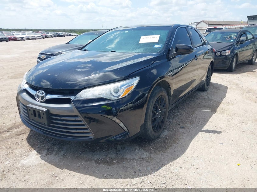 2015 Toyota Camry, Normal Wear & Tear, IAAI, VIN 4T4BF1FK4FR484277 — photo 2