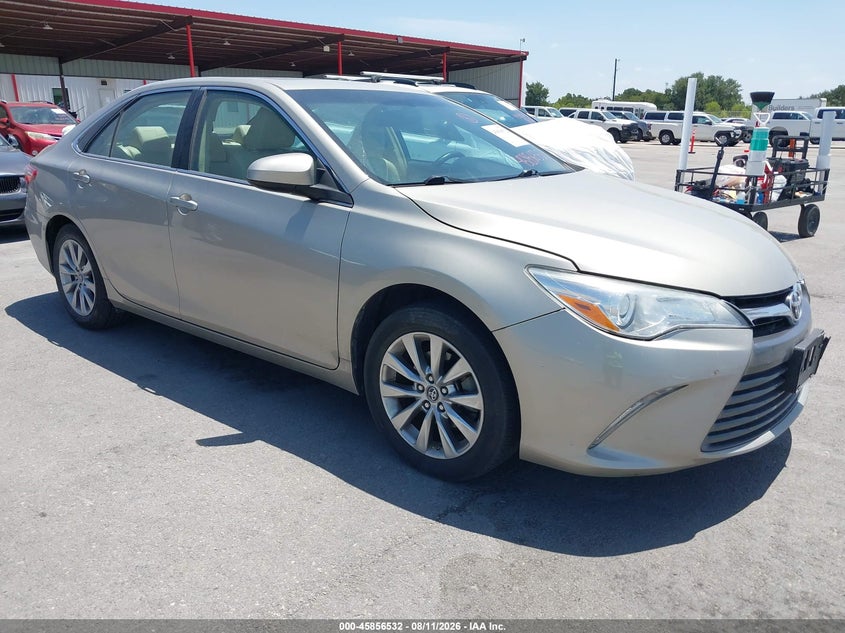 2015 Toyota Camry Xle, Left Front, IAAI, VIN 4T1BF1FK4FU935430