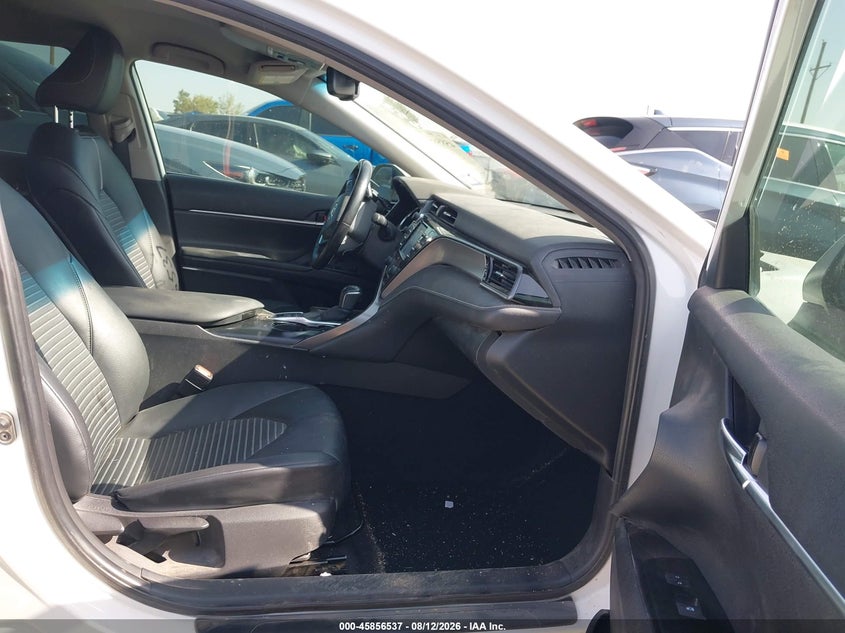 TOYOTA CAMRY - zdjęcie 5