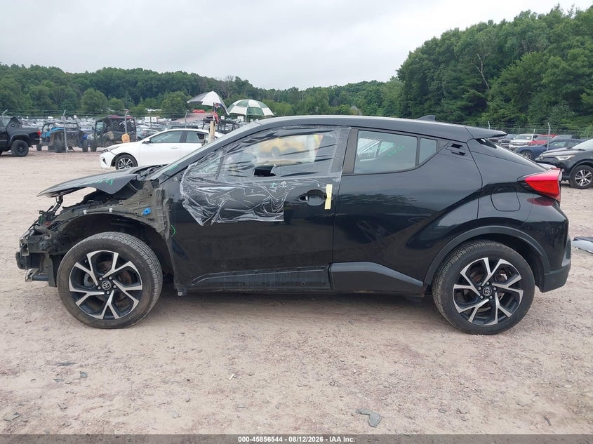 TOYOTA C-HR - zdjęcie 15