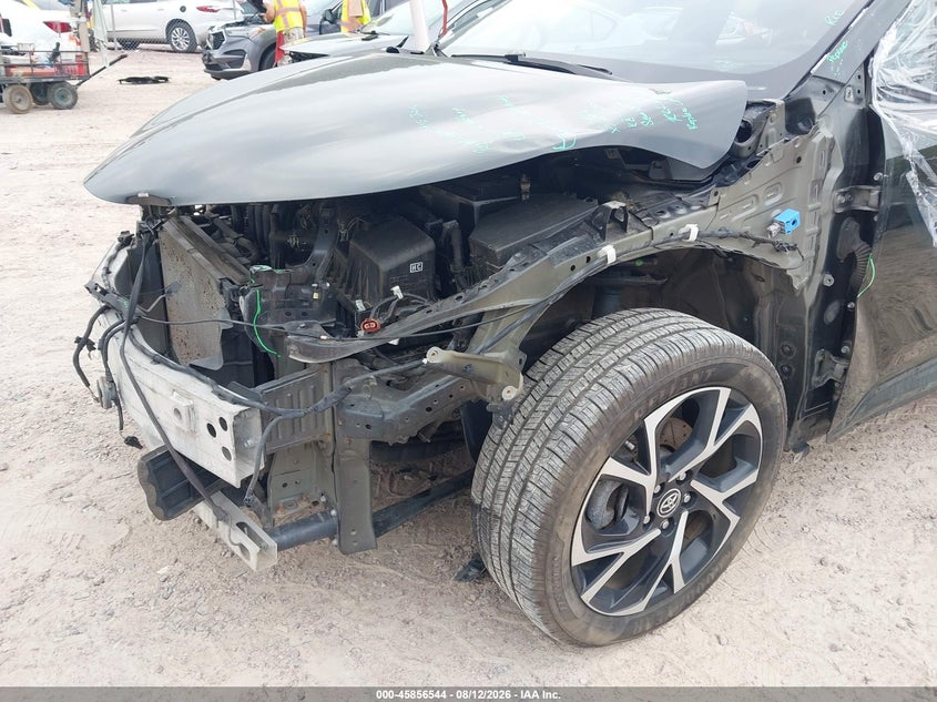 TOYOTA C-HR - zdjęcie 6
