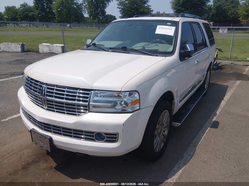 2013 LINCOLN NAVIGATOR auction photo 2