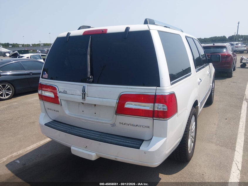 2013 LINCOLN NAVIGATOR auction photo 4