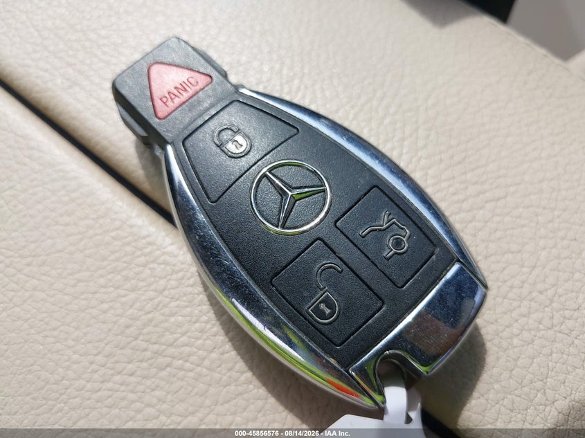 MERCEDES-BENZ C 300 2018 VIN 55SWF4JB5JU269127