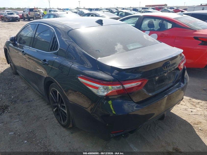 TOYOTA CAMRY - zdjęcie 3