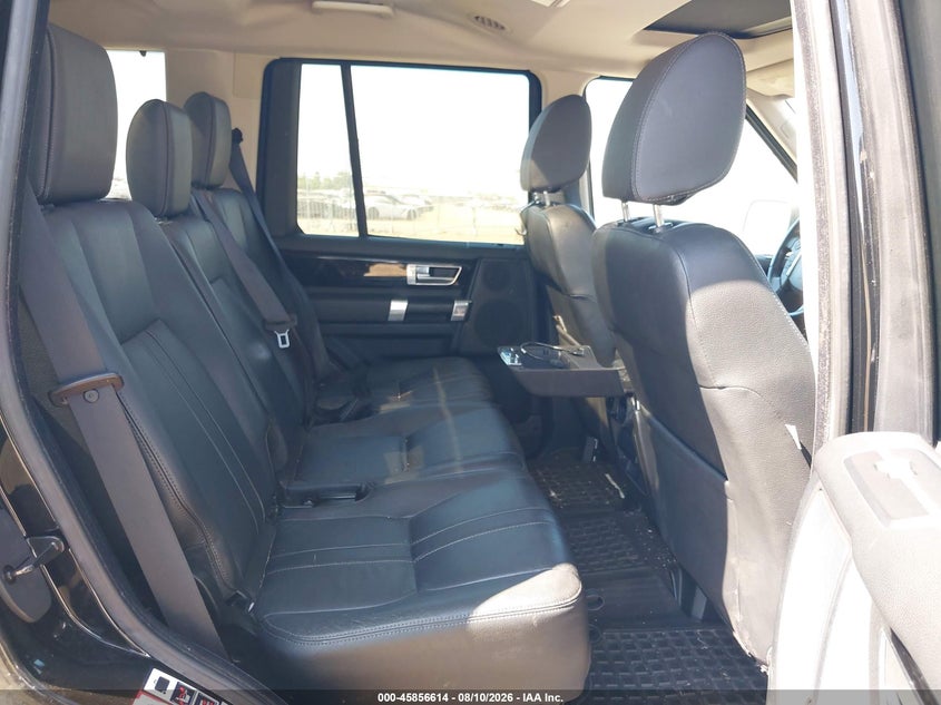 2011 LAND ROVER LR4 auction photo 8