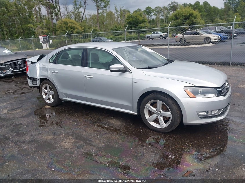 VOLKSWAGEN PASSAT 2015 VIN 1VWAT7A33FC118139