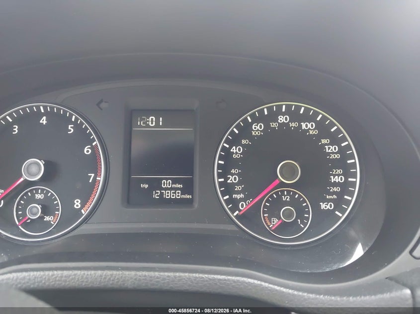 VOLKSWAGEN PASSAT 2015 VIN 1VWAT7A33FC118139