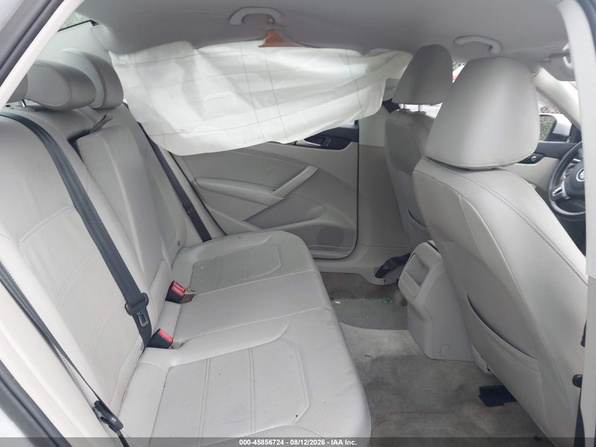 VOLKSWAGEN PASSAT 2015 VIN 1VWAT7A33FC118139