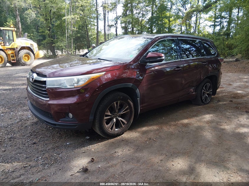 2016 Toyota Highlander, Right Side, IAAI, VIN 5TDJKRFH2GS329273 — photo 2