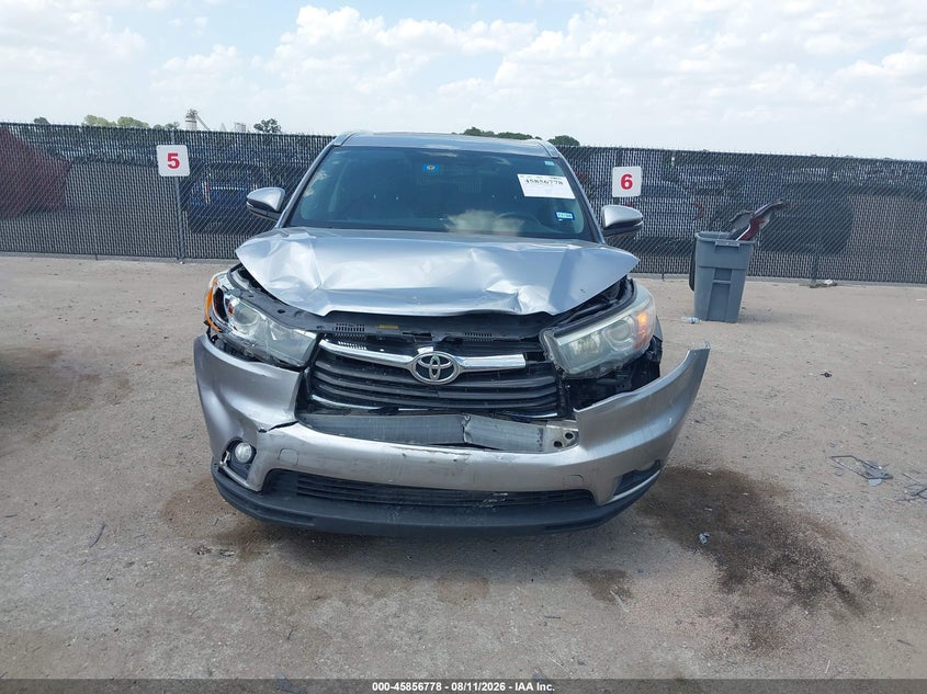 TOYOTA HIGHLANDER - zdjęcie 12