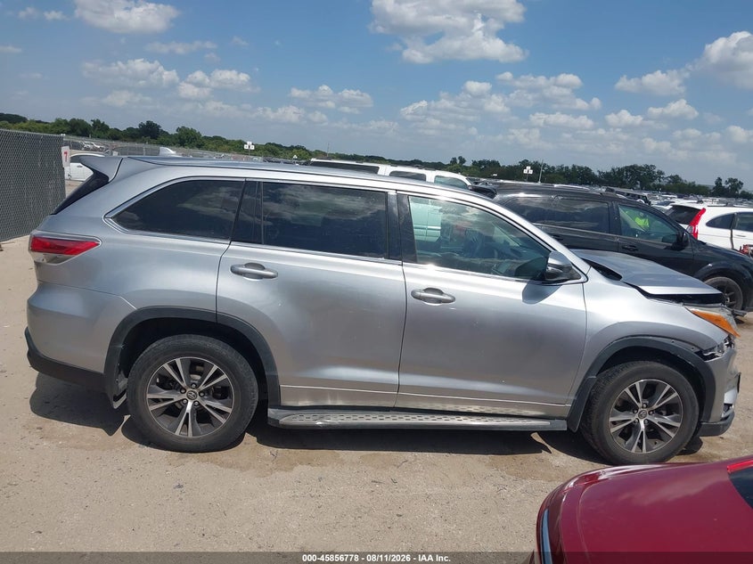 TOYOTA HIGHLANDER - zdjęcie 13