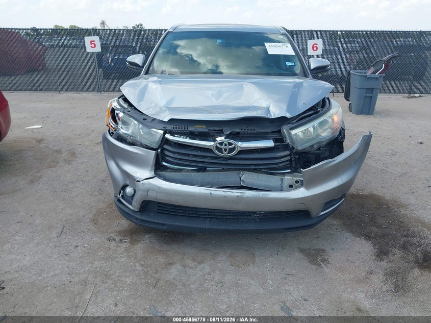 TOYOTA HIGHLANDER - zdjęcie 6