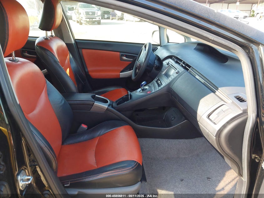 2015 TOYOTA PRIUS auction photo 5