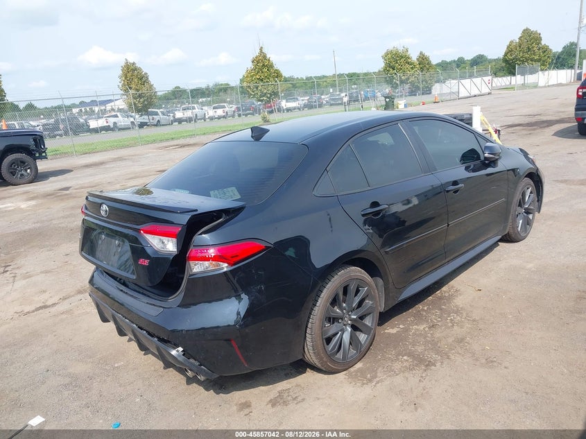 TOYOTA COROLLA - zdjęcie 4