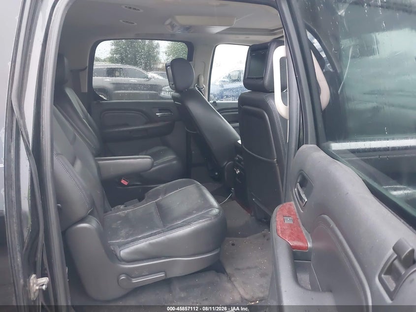 2011 CADILLAC ESCALADE ESV auction photo 8