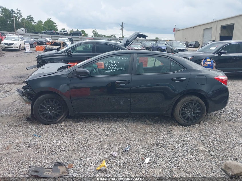 TOYOTA COROLLA - zdjęcie 15