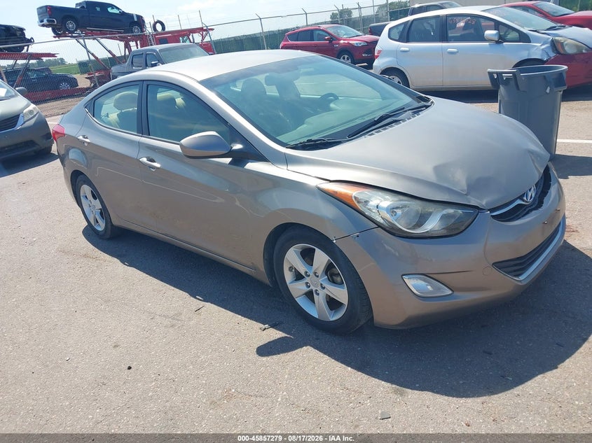 2013 HYUNDAI ELANTRA auction photo 1