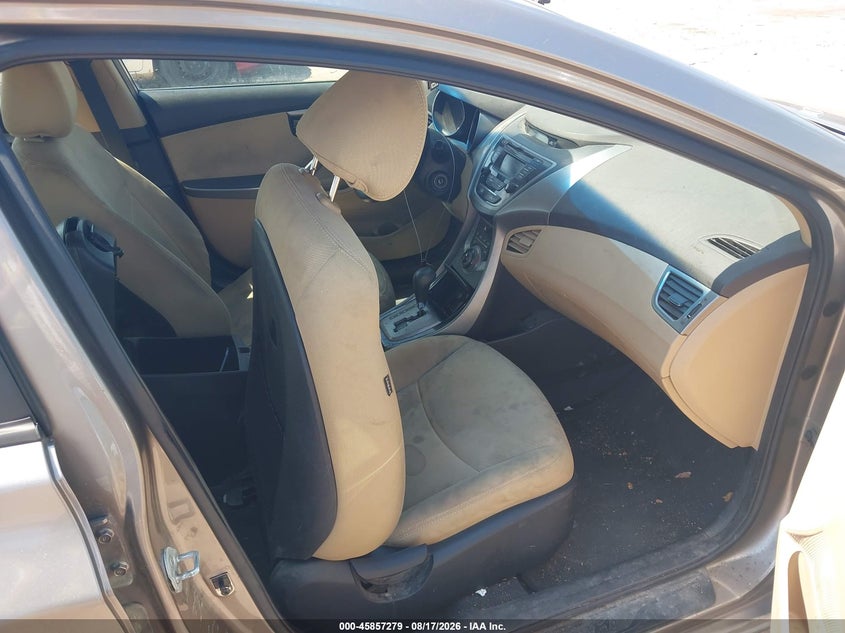 2013 HYUNDAI ELANTRA auction photo 5